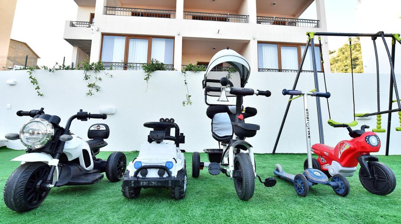 Villa Lazy Hill Budva Exterior foto